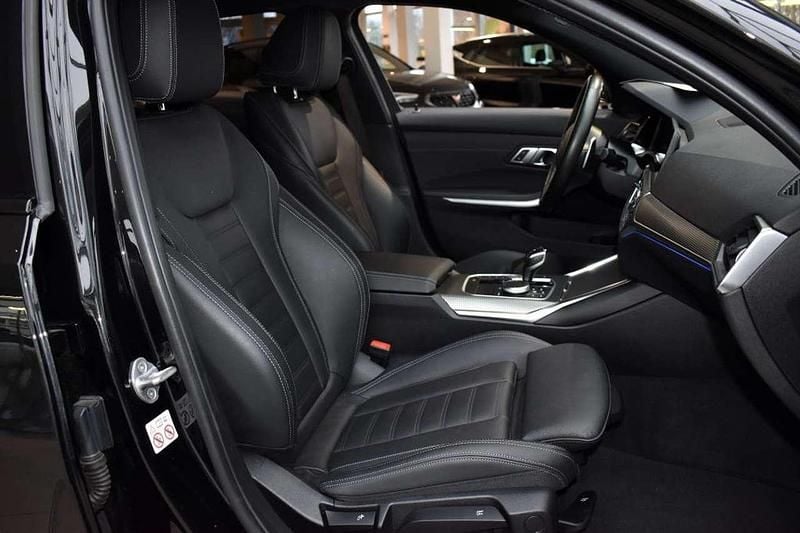 Gebraucht BMW 330 M Sport 258 PS (189 kW) 2020 Kombi