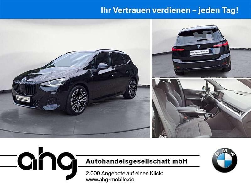 Sapphirschwarz metallic Gebraucht 2024 BMW 218 M Sport Van / Kleinbus | 30.820 € (Fairer Preis) - Bild 1/4
