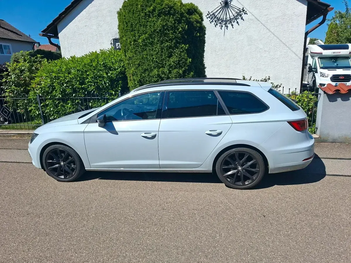 Gebraucht Seat Leon ST FR 150 PS (110 kW) 2021 Grau Kombi