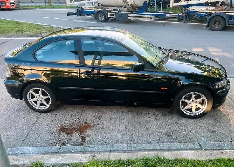 Brugt BMW 320 150 HK (110 kW) 2002 Sort Sedan