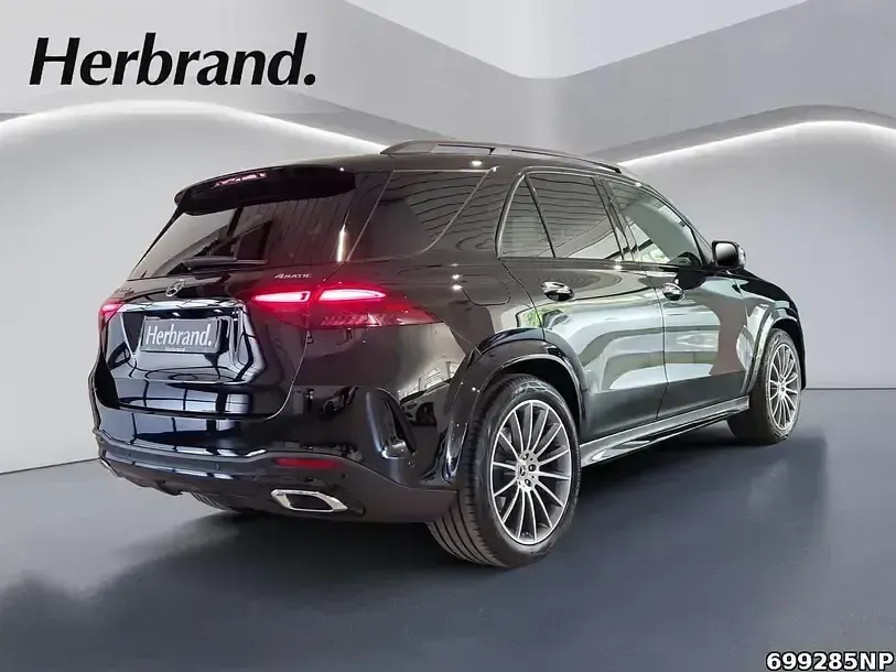 Gebraucht Mercedes GLE450 AMG 367 PS (269 kW) 2025 Schwarz SUV