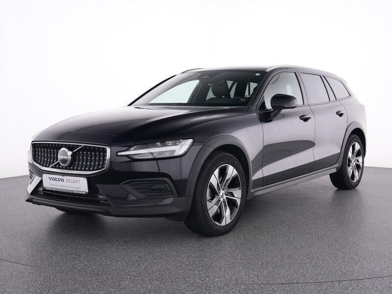 Gebraucht Volvo V60 CC Plus 197 PS (144 kW) 2023 Schwarz Kombi
