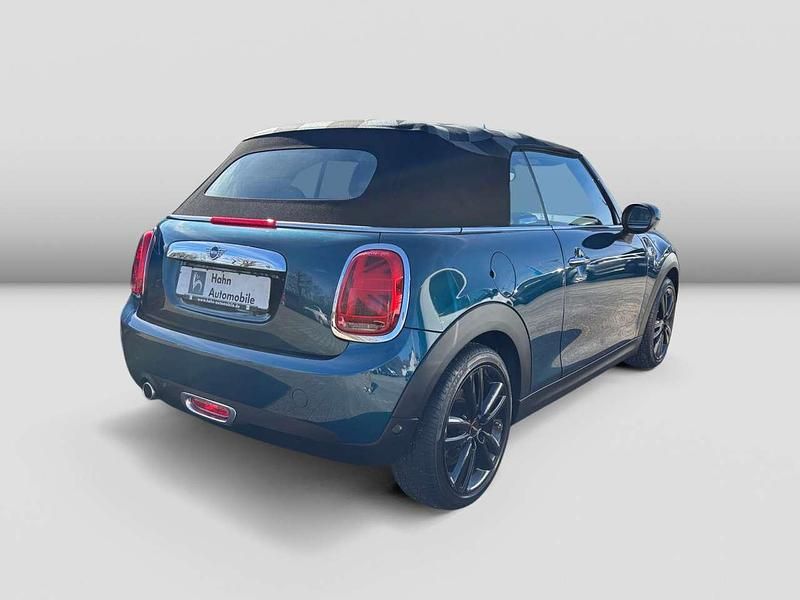 Gebraucht Mini Cooper Cabriolet 136 PS (100 kW) 2020 Deep laguna metallic Cabrio