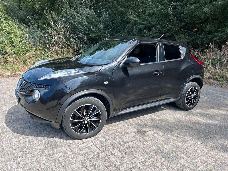Schwarz Gebraucht 2013 Nissan Juke Tekna SUV | 7.750 € (Guter Preis) - Bild 1/4