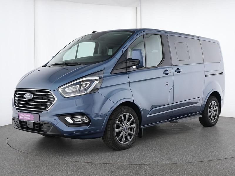 Blau Gebraucht 2021 Ford Tourneo Custom Titanium X Van / Kleinbus | 38.799 € (Fairer Preis) - Bild 1/4