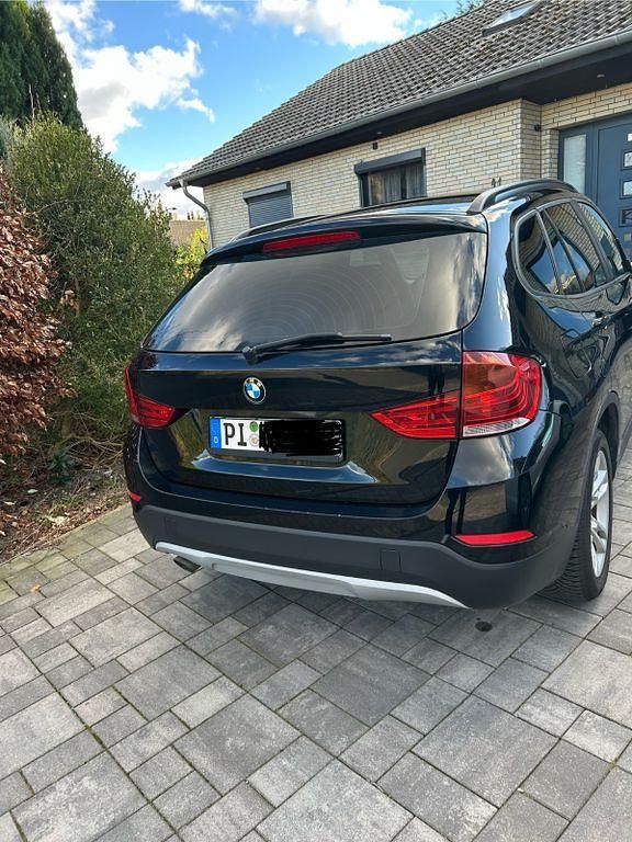 Gebraucht BMW X1 143 PS (105 kW) 2013 Schwarz SUV