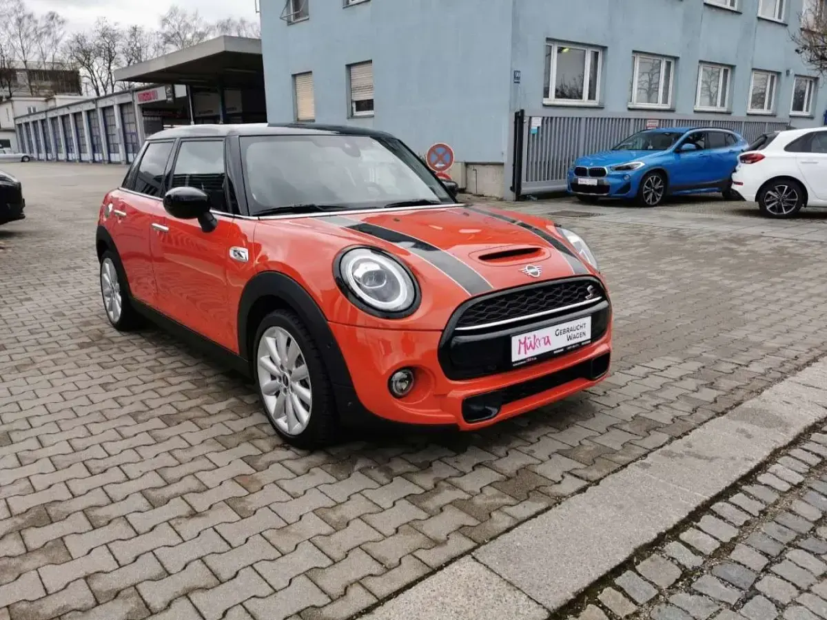 Używany Mini Cooper S 192 KM (141 kW) 2021 Pomarańczowy Hatchback