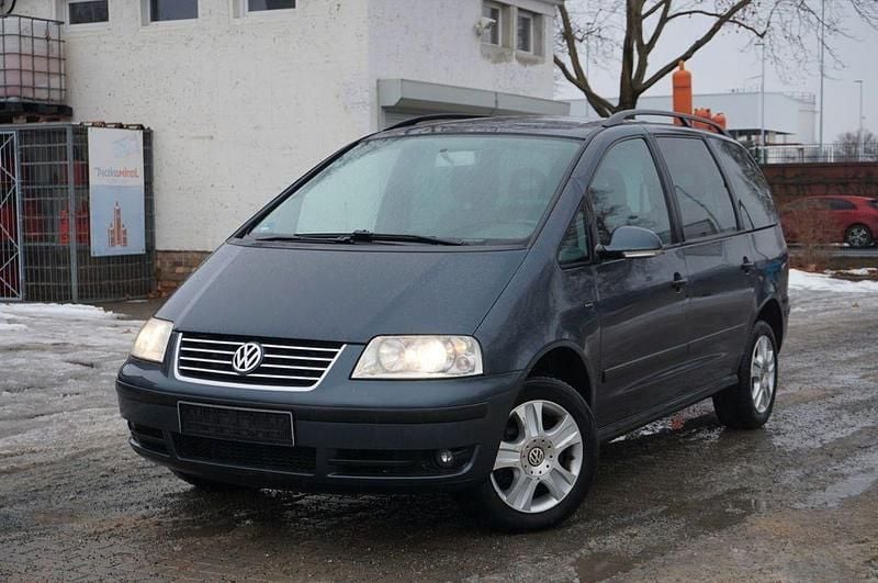 Grau Gebraucht 2006 VW Sharan Trendline Van / Kleinbus | 3.100 € (Guter Preis) - Bild 1/4