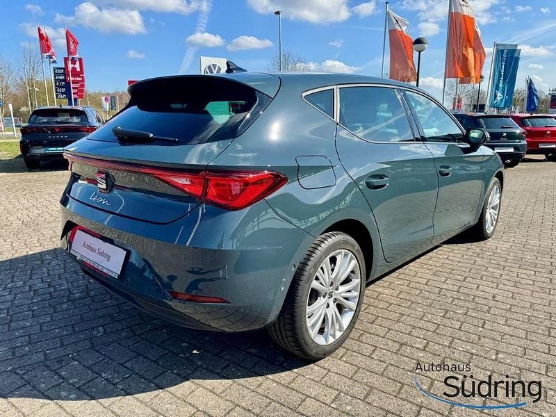 Gebraucht Seat Leon Style 116 PS (85 kW) 2025 Fjordblau Limousine