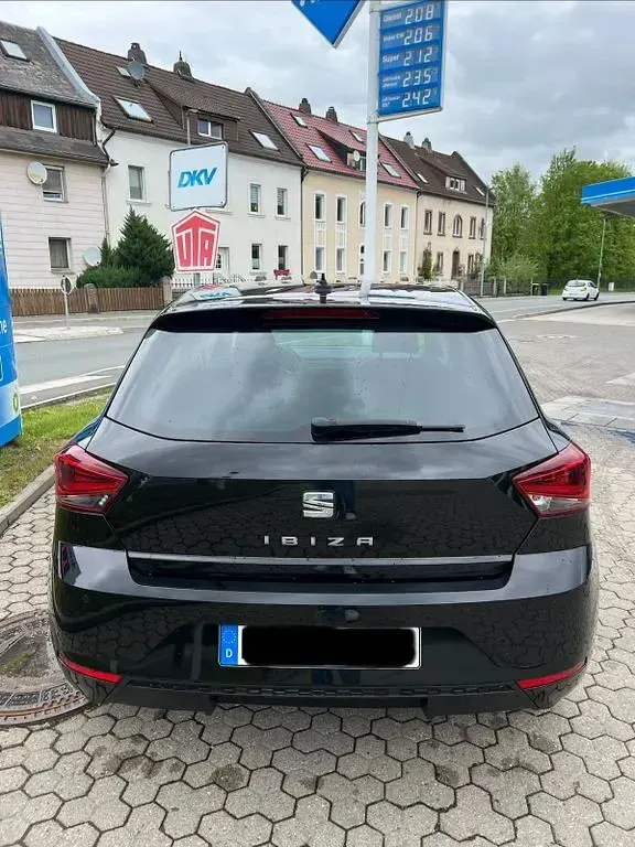 Gebraucht Seat Ibiza XCELLENCE 95 PS (69 kW) 2017 Schwarz Limousine