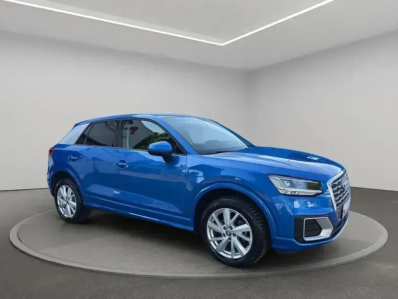 Gebraucht Audi Q2 Sport 116 PS (85 kW) 2019 Arablau kristalleffekt SUV