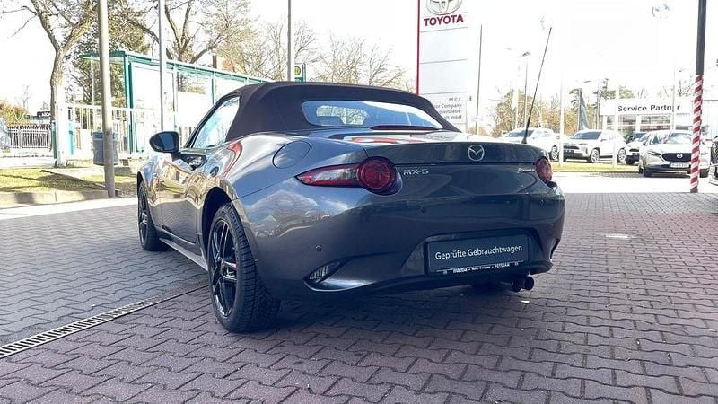 Używany Mazda MX5 Selection 132 KM (97 kW) 2022 Szary Kabriolet