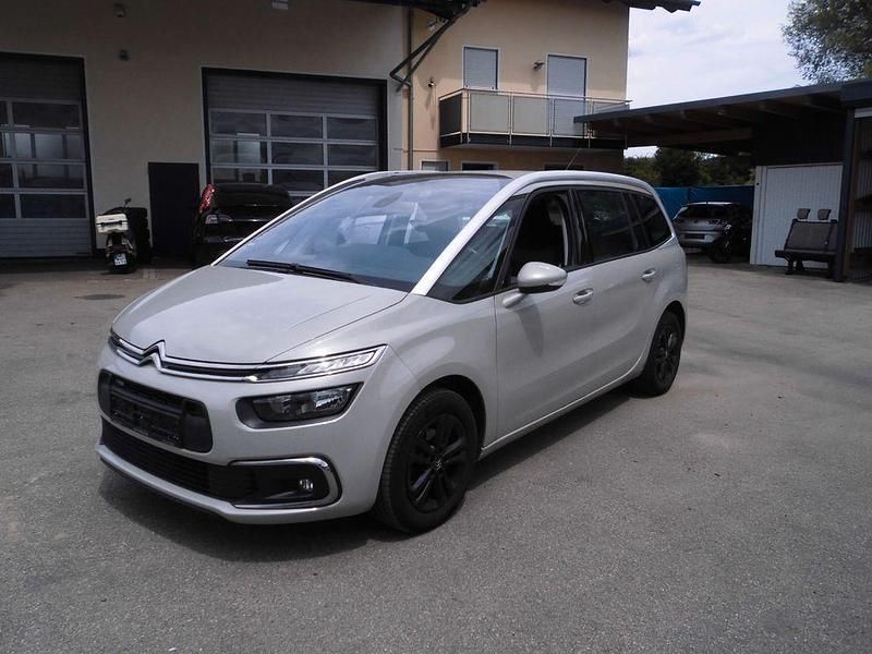 Grau Gebraucht 2017 Citroën Grand C4 Picasso SELECTION Van / Kleinbus | 7.350 € (Superpreis) - Bild 1/4