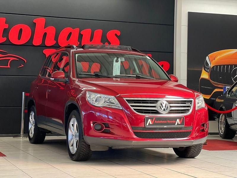 Gebraucht VW Tiguan Trendline 110 PS (80 kW) 2011 Rot SUV