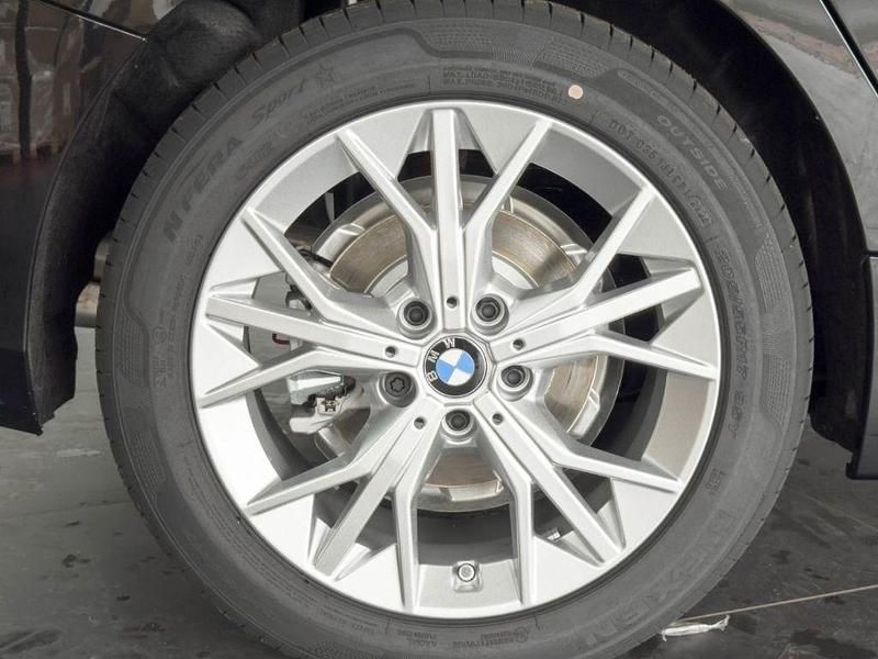 Neu BMW 120 Performance 170 PS (125 kW) 2025 Schwarz Kleinwagen