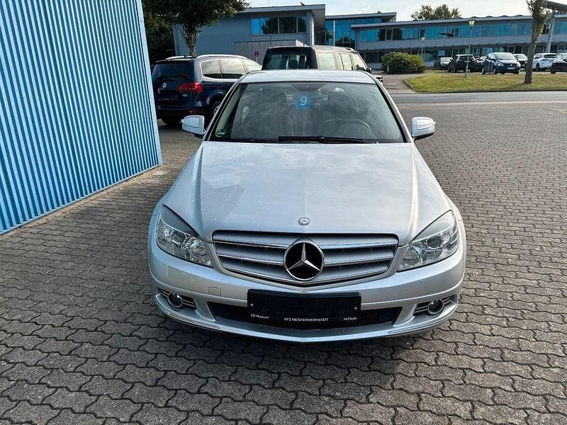 Gebraucht Mercedes C180 156 PS (114 kW) 2008 Silber Limousine