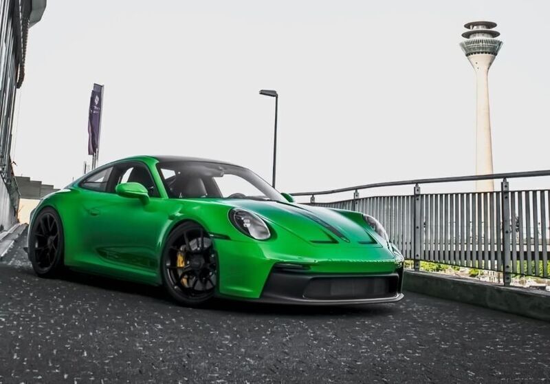 Grün Gebraucht 2022 Porsche 992 | 190.000 € (Superpreis) - Bild 1/4
