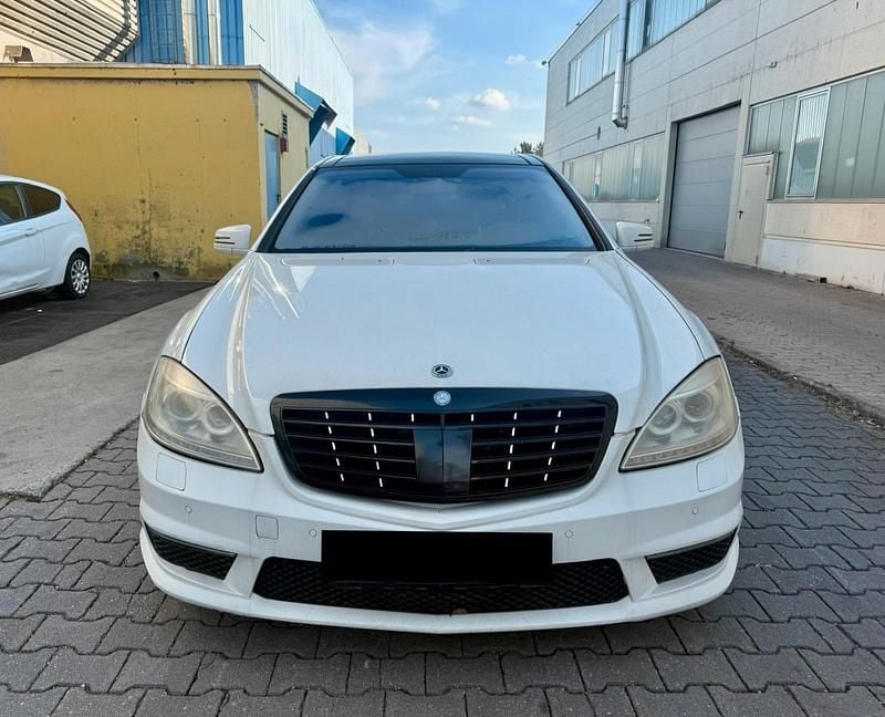 Gebraucht Mercedes S500 387 PS (284 kW) 2011 Weiß Limousine