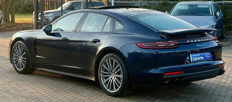 Gebraucht Porsche Panamera 4 330 PS (242 kW) 2017 Blau Limousine
