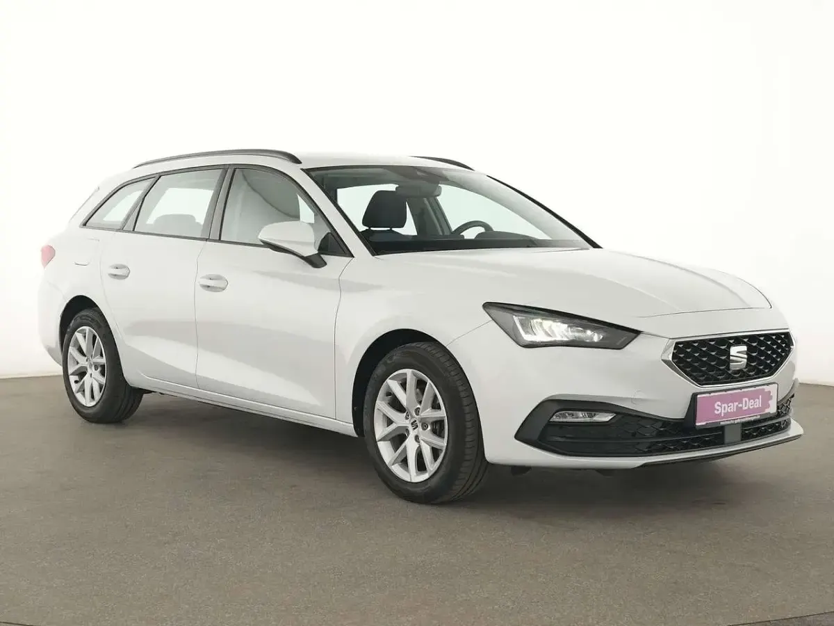 Gebraucht Seat Leon Style 150 PS (110 kW) 2022 Nevada weiss Kombi