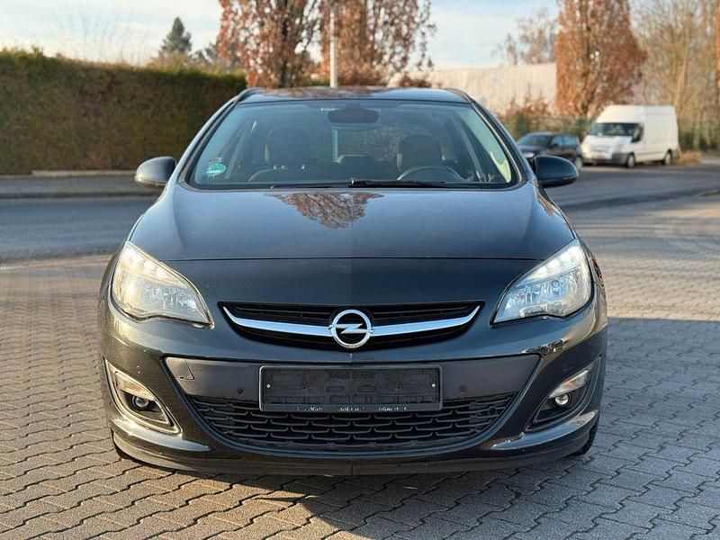Gebraucht Opel Astra Style 110 PS (80 kW) 2016 Schwarz Kombi