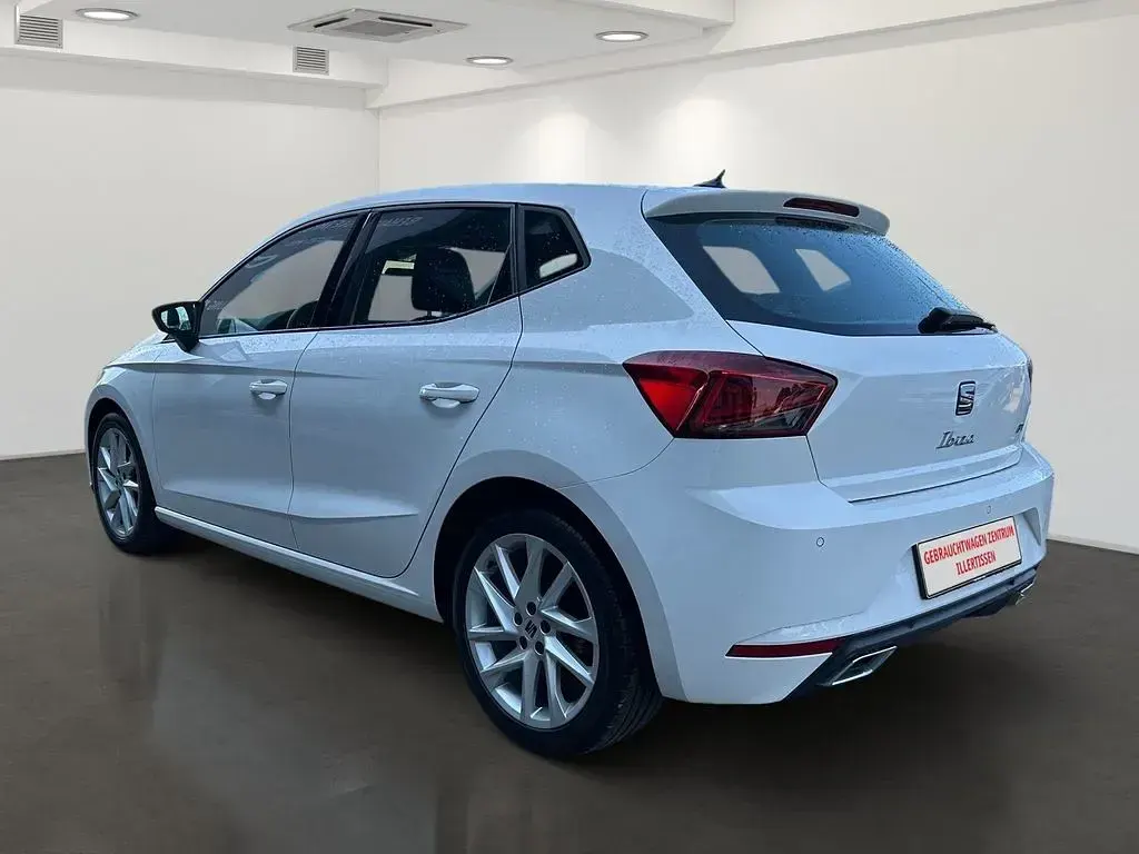 Gebraucht Seat Ibiza FR 110 PS (80 kW) 2023 Weiß Kleinwagen