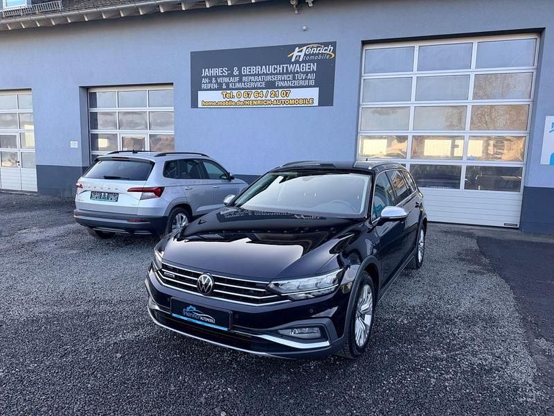 Schwarz Gebraucht 2021 VW Passat Alltrack Kombi | 22.999 € (Guter Preis) - Bild 1/4