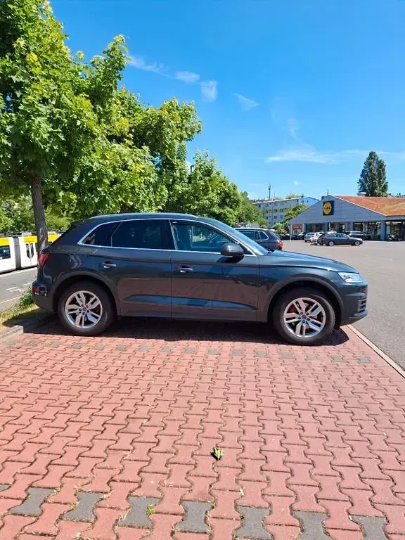 Gebraucht Audi Q5 190 PS (139 kW) 2017 Grau SUV