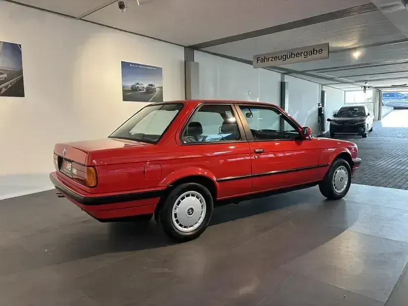 Gebraucht BMW 316 Shadowline 99 PS (72 kW) 1990 Rot Coupé