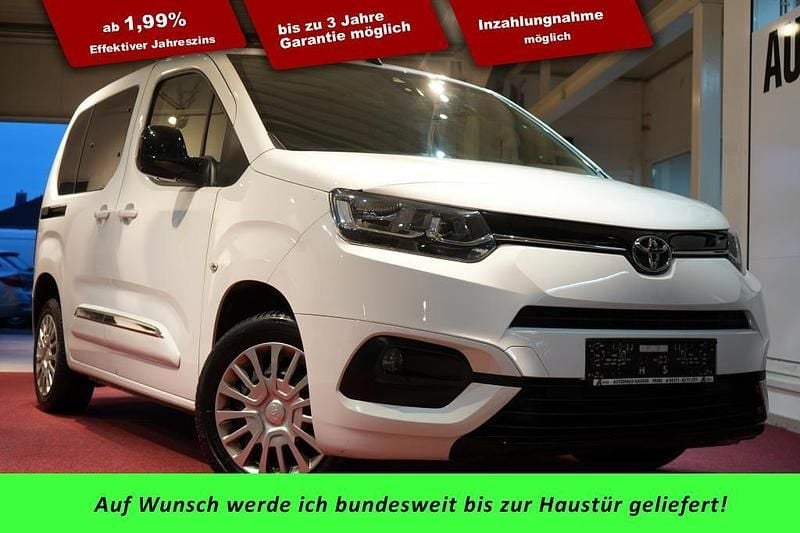 Weiß Gebraucht 2022 Toyota Proace Verso City Kombi | 19.990 € (Guter Preis) - Bild 1/4