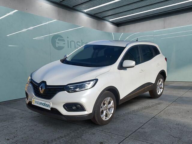 Weiß Gebraucht 2022 Renault Kadjar Zen SUV | 21.290 € (Etwas zu teuer) - Bild 1/2