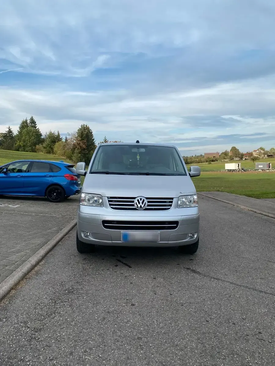 Gebraucht VW Multivan 174 PS (127 kW) 2007 Silber Van / Kleinbus