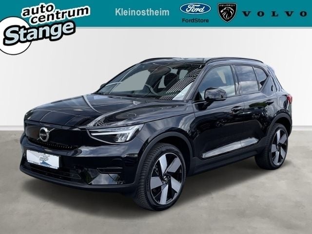 Onyx black metallic (schwarz) Gebraucht 2023 Volvo XC40 Plus SUV | 42.900 € (Fairer Preis) - Bild 1/4
