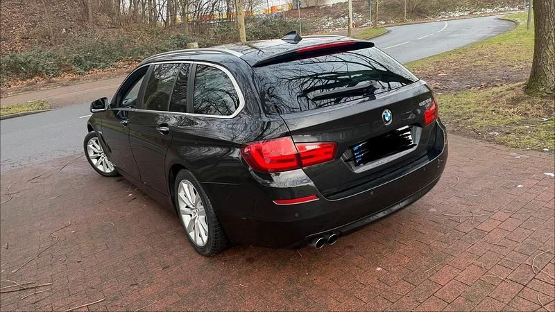 Gebraucht BMW 525 218 PS (160 kW) 2011 Schwarz Kombi