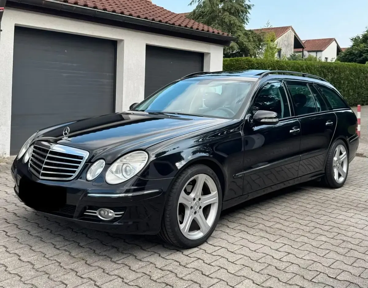Gebraucht Mercedes E280 Avantgarde 190 PS (139 kW) 2007 Schwarz Kombi
