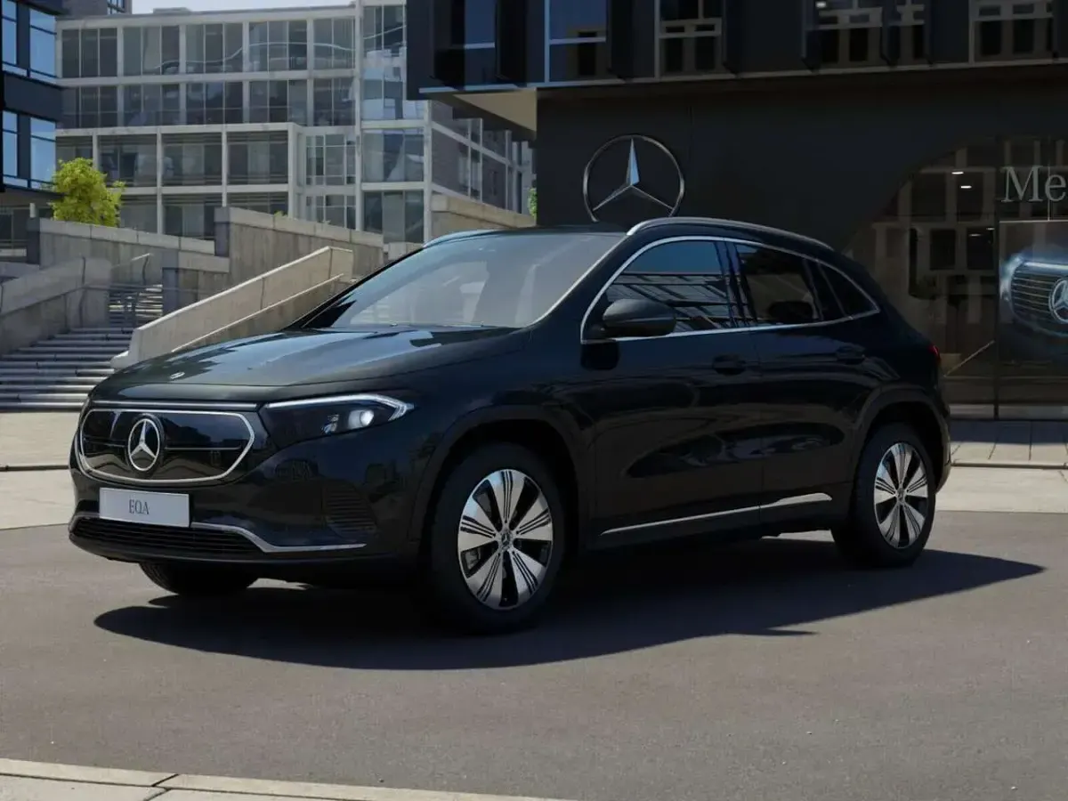 Gebraucht Mercedes EQA250 Progressive 139 kW (190 PS) 2023 Schwarz SUV