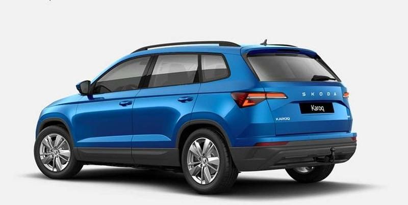Raceblau metallic Neu 2025 Skoda Karoq Selection SUV | 36.750 € (Guter Preis) - Bild 1/2