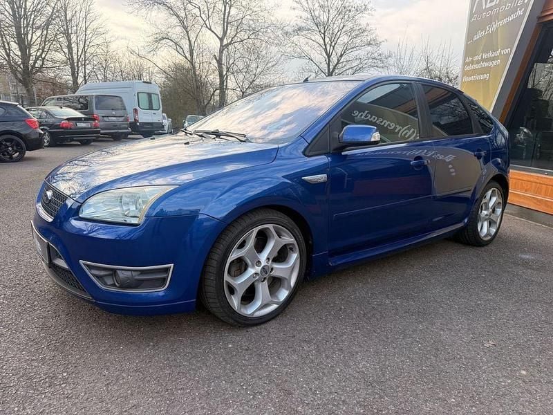 Usata Ford Focus ST 226 CV (166 kW) 2006 Blu Berlina
