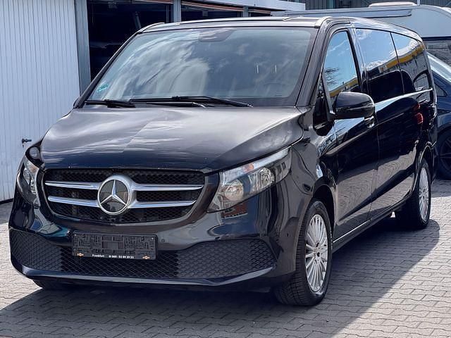 Gebraucht Mercedes E250 190 PS (139 kW) 2022 Obsidianschwarz Kombi