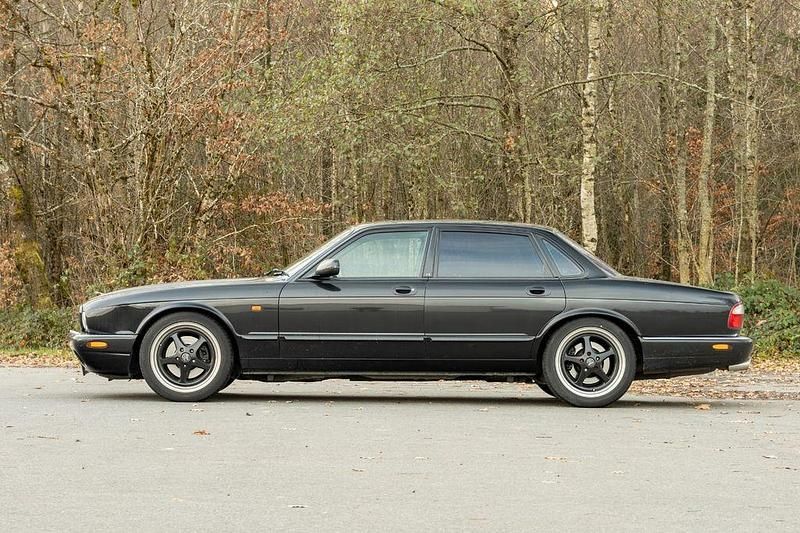 Gebraucht Jaguar XJR 363 PS (266 kW) 1998 Schwarz Limousine