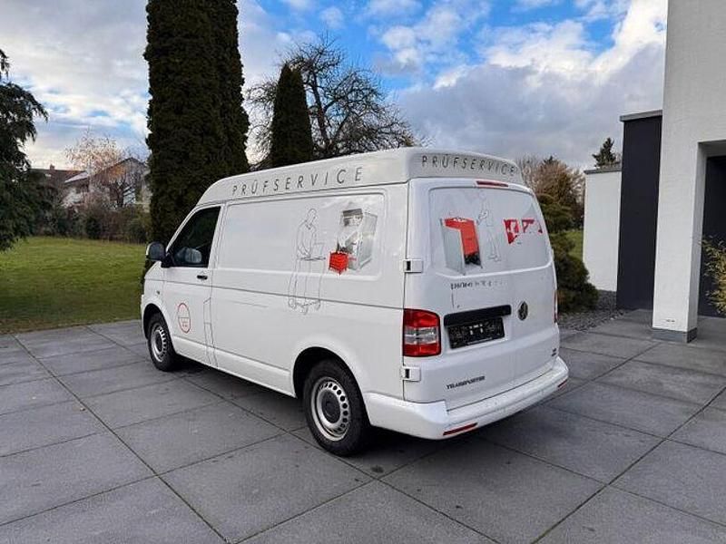 Gebraucht VW T5 96 PS (70 kW) 2014 Weiss Van