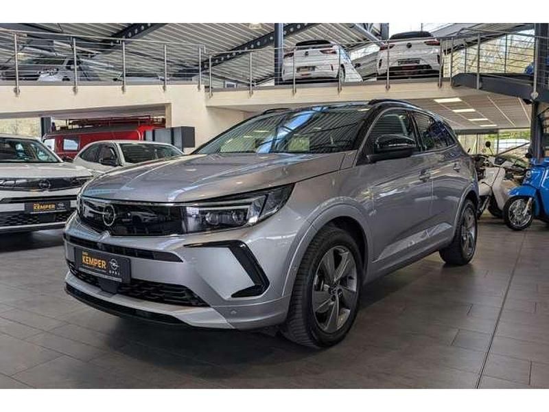 Gebraucht Opel Grandland X Elegance 131 PS (96 kW) 2023 Quarz silber (metallic) SUV