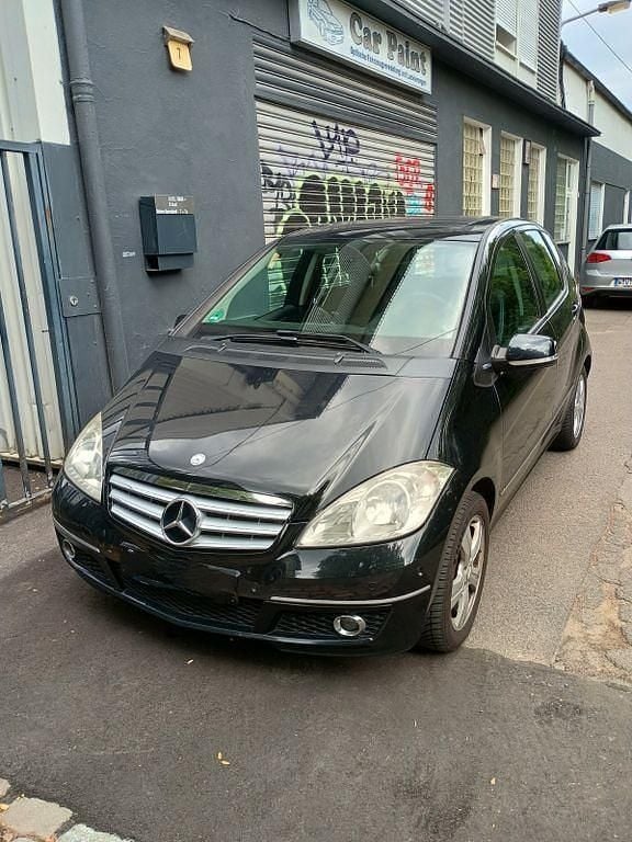 Schwarz Gebraucht 2010 Mercedes A160 Van / Kleinbus | 3.200 € (Guter Preis) - Bild 1/4