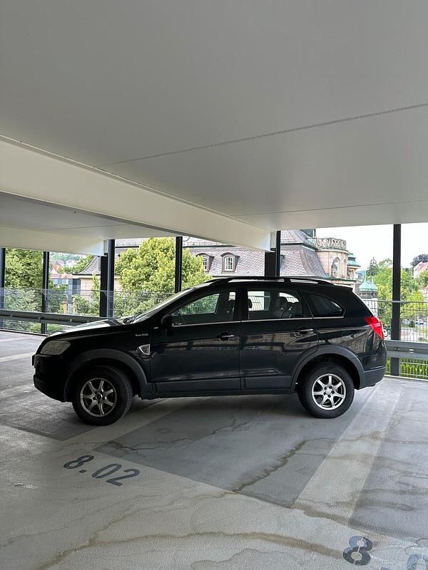 Gebraucht Chevrolet Captiva 135 PS (99 kW) 2009 Schwarz SUV