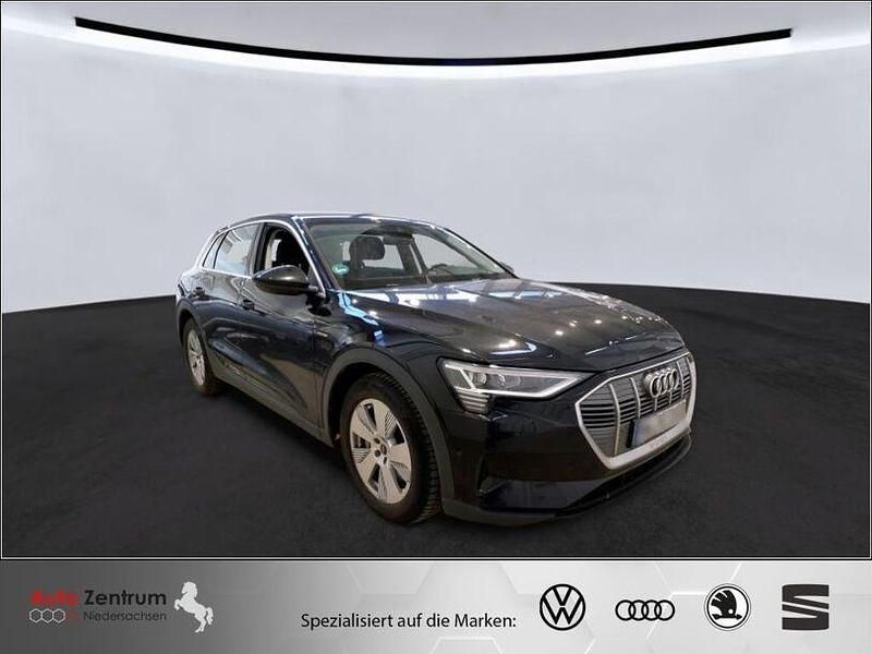 Gebraucht Audi e-tron Basis 230 kW (313 PS) 2022 Schwarz SUV