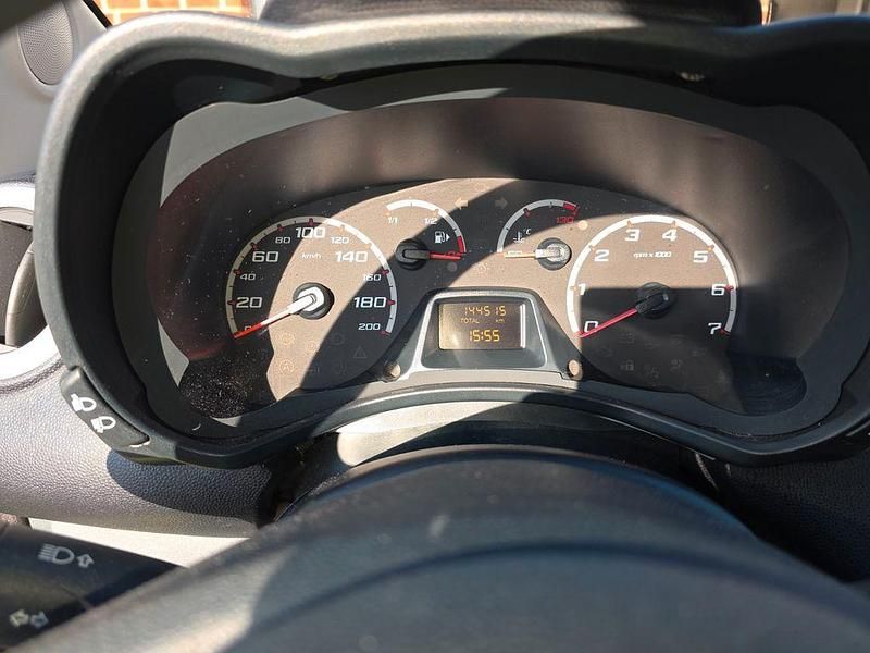 Gebraucht Ford Ka Trend 69 PS (50 kW) 2011 Gelb Kleinwagen