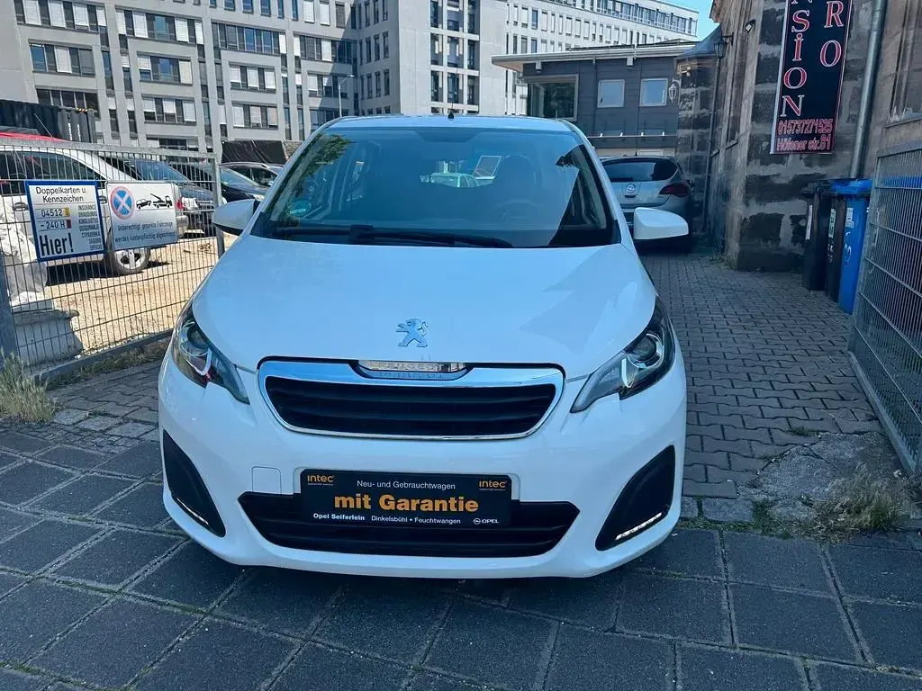 Gebraucht Peugeot 108 Active 72 PS (52 kW) 2019 Limousine