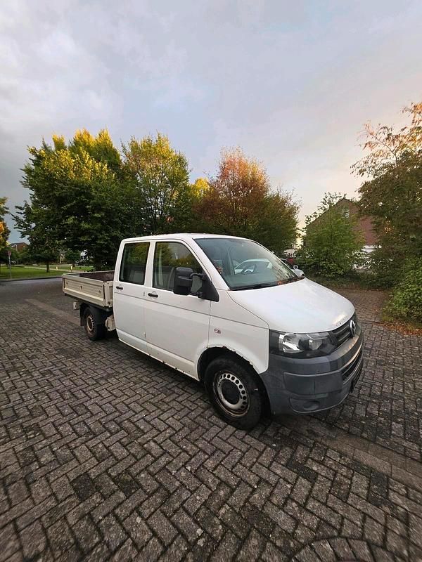 Weiß Gebraucht 2010 VW T5 Van | 7.100 € - Bild 1/4