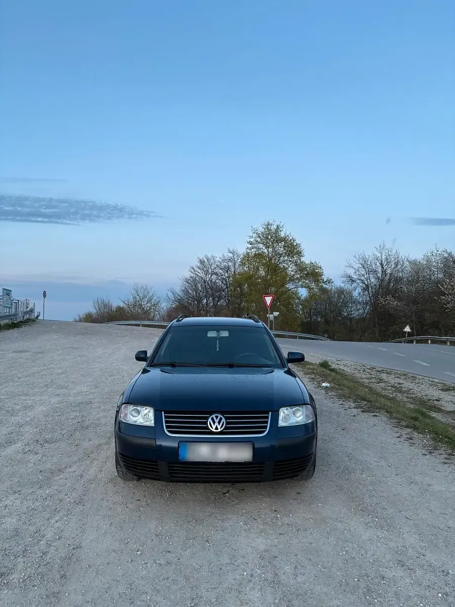 Gebraucht VW Passat 130 PS (95 kW) 2002 Blau Kombi