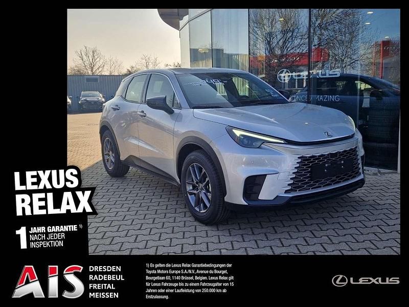 Platinsilber Neu 2025 Lexus LBX SUV | 29.990 € (Guter Preis) - Bild 1/2